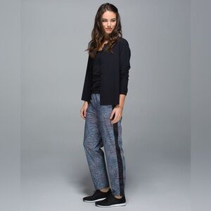 Lululemon rise and shine trouser